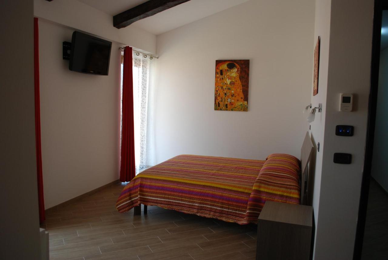 B & B Il Tratturo San Pietro Avellana ภายนอก รูปภาพ